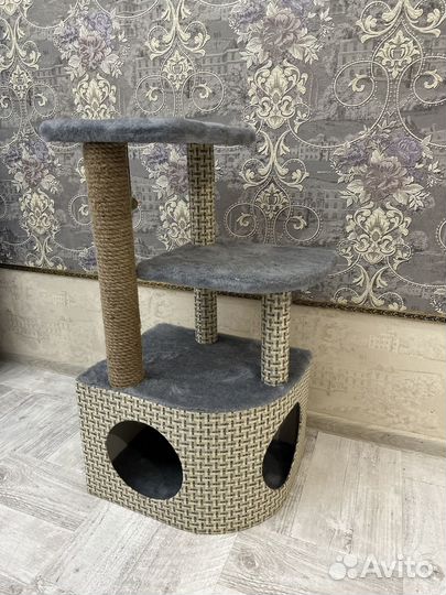 Когтеточка с домиком для кошки