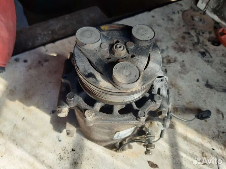 Компрессор кондиционера Ланцер 9