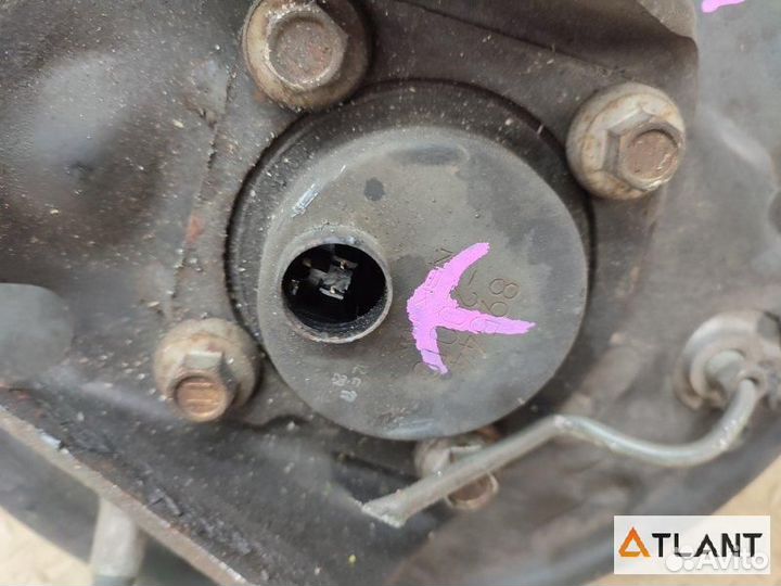 Ступица задняя левая toyota sienta