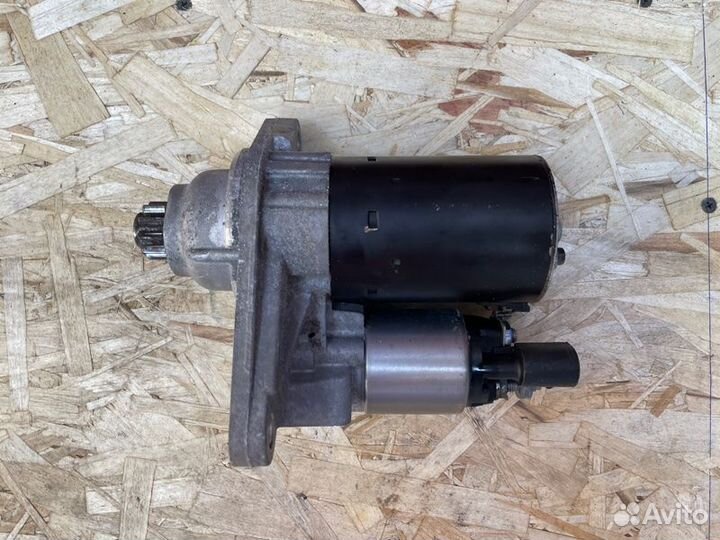 Стартер Volkswagen Polo