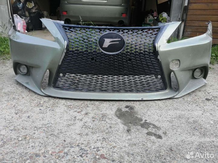 Решетка радиатора Lexus is250 f-sport