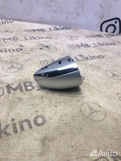 Уголок ручки двери задний правый Mercedes Ml W164
