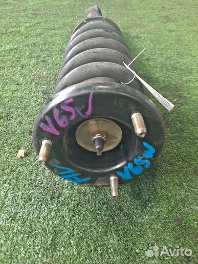 Амортизатор подвески передний Mitsubishi Pajero 3