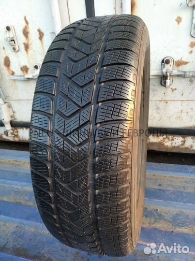 Pirelli Scorpion Winter 215/65 R17 116U