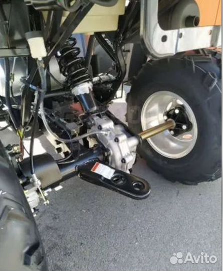 Квадроцикл Linhai-Yamaha D200 золотой