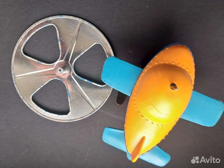 Игрушка СССР, вертолет заводной