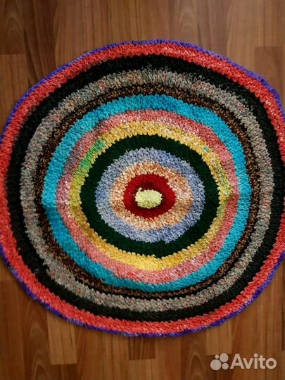 Коврик ручной работы