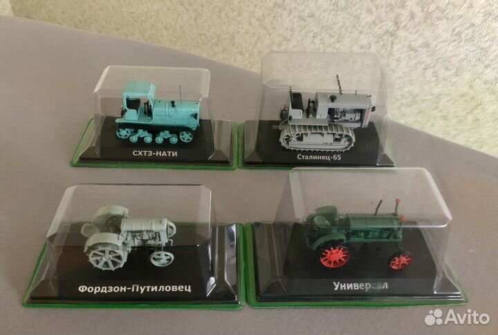 Коллекция моделей тракторы 1:43 Hachette