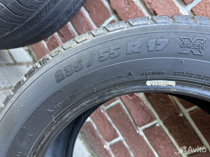 Michelin Latitude Tour HP 235/55 R17 99V
