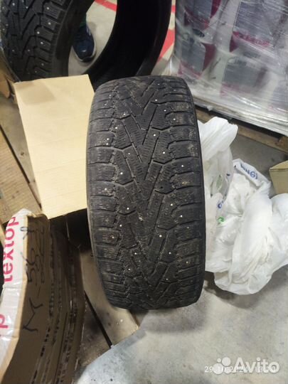 Pirelli Ice Zero 225/45 R18 и 245/45 R18