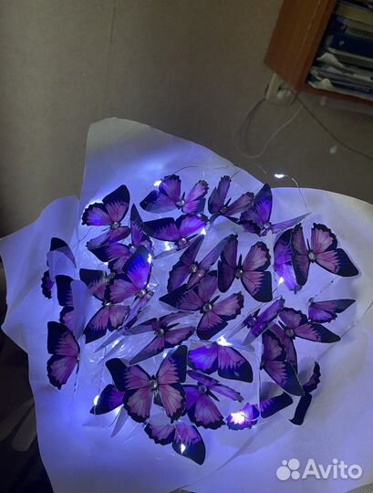 Будет из бабочек