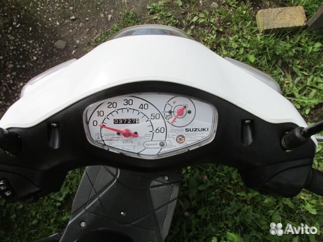 Скутер Suzuki Lets 6