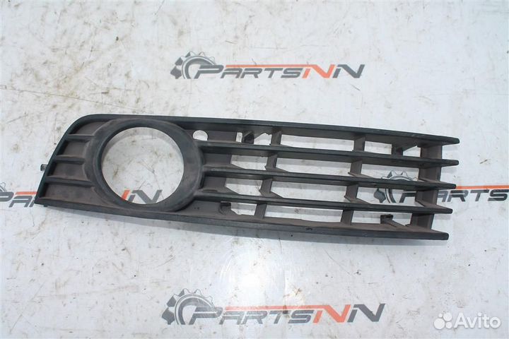 Накладка (заглушка) птф Ауди A4 (B6)