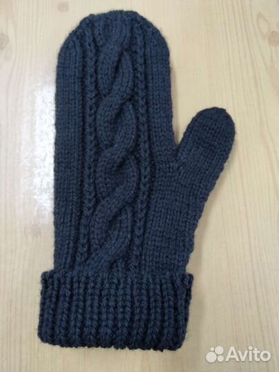 Варежки женские