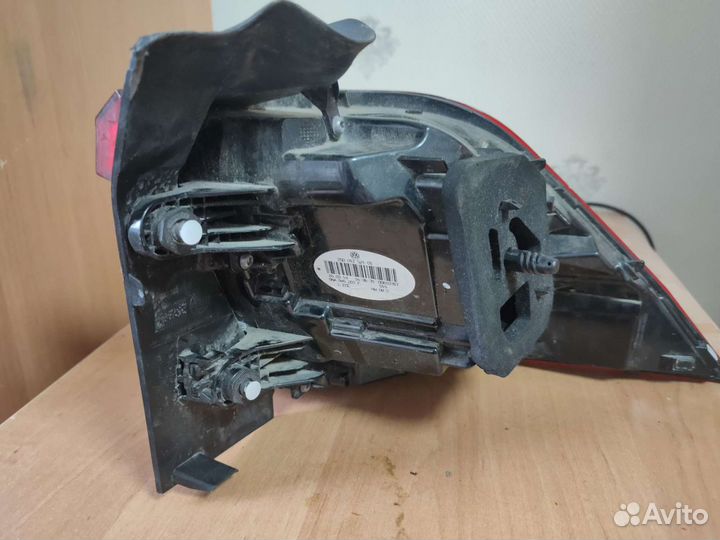 Фонарь левый Фольксваген Тигуан 2019