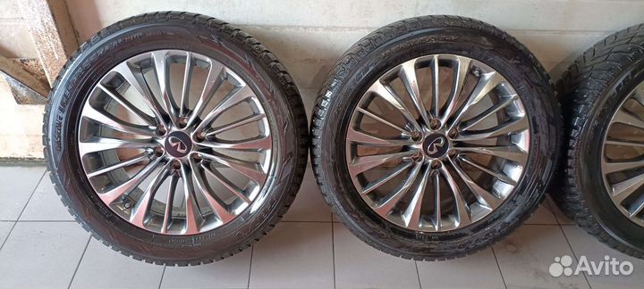 Колеса в сборе infiniti QX80 рестайлинг R22 зима