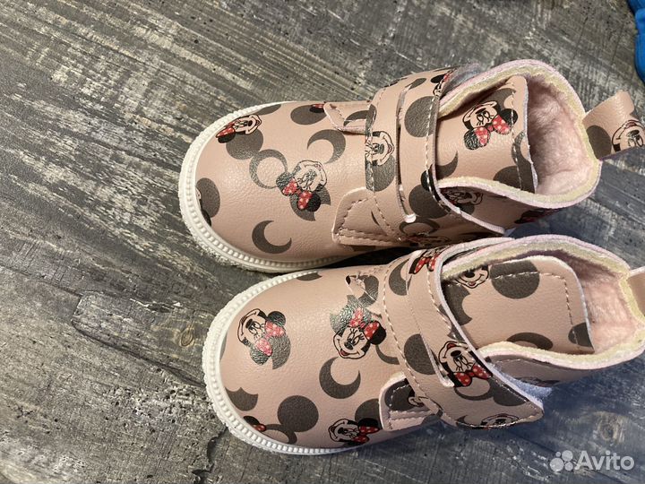 Ботинки для девочки