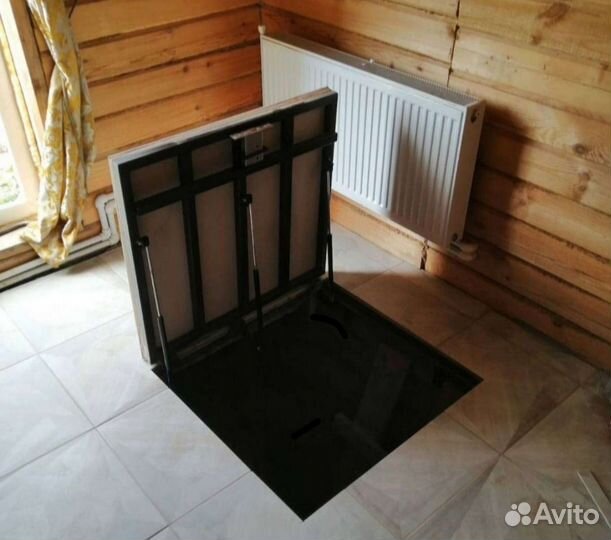 Напольный люк в подвал на амортизаторах 509*508
