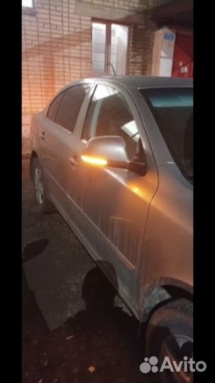 Динамические поворотники на Skoda Octavia a5