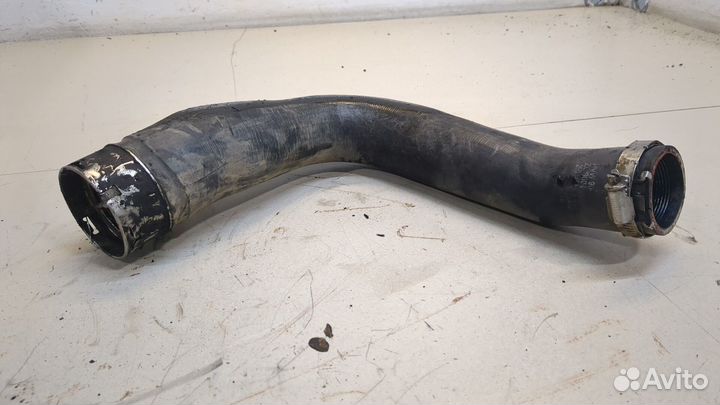 Патрубок интеркулера Volkswagen Crafter