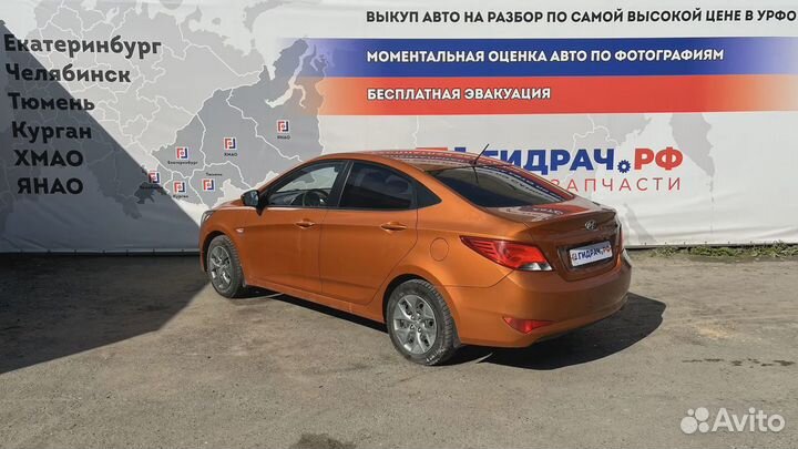 Фара противотуманная левая Hyundai Solaris (RB) 92