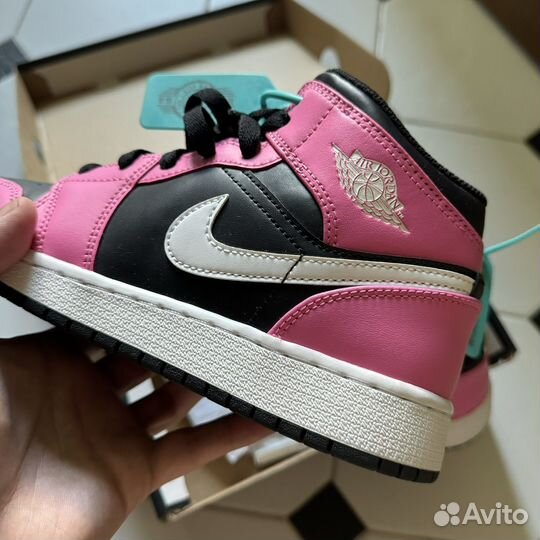 Кроссовки Air Jordan 1 Mid