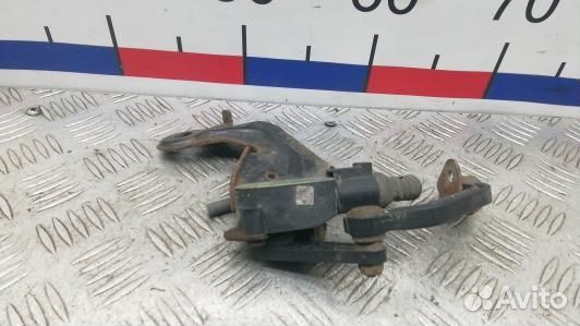 Датчик положения подвески audi A6 C6 (9BR18Q401)