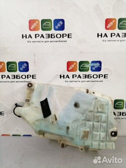 Бачок омывателя Chevrolet Trailblazer GMT360 4.2