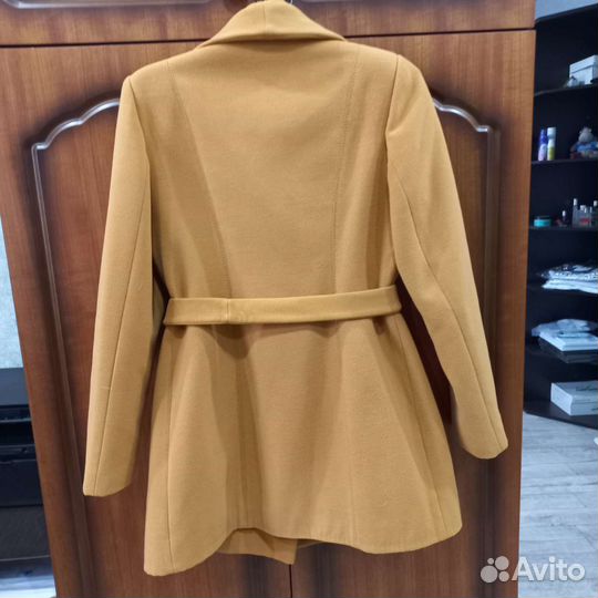 Пальто демисезонное