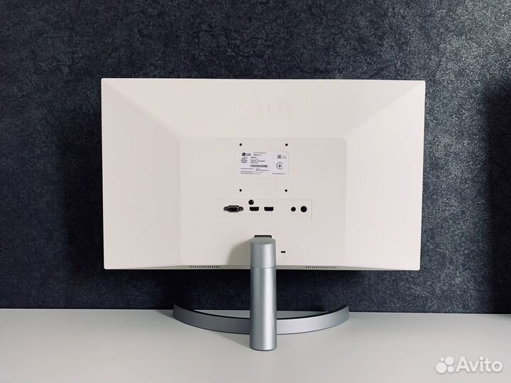 Монитор LG 24MK600M