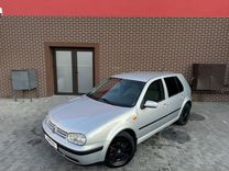 Volkswagen Golf 1.6 MT, 1998, 372 000 км, с пробегом, цена 419 000 руб.