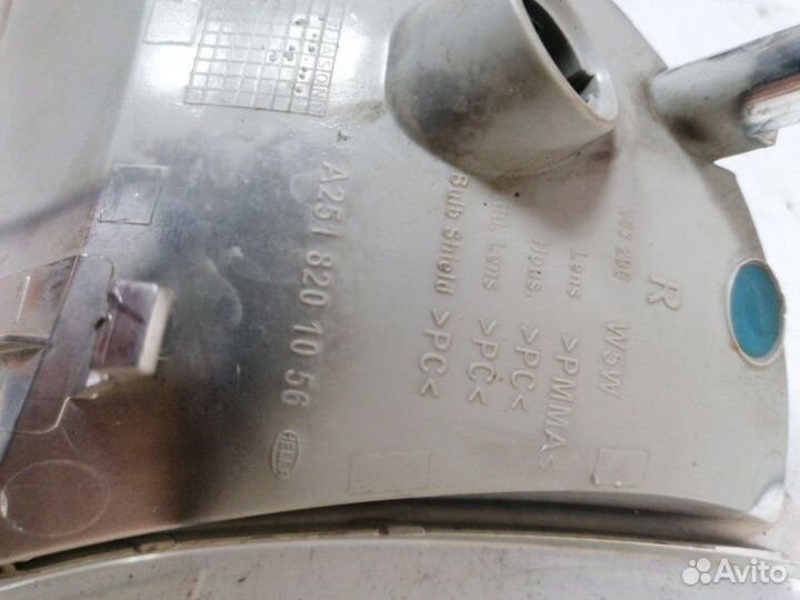 Габарит передний правый Mercedes Benz R 320Cdi