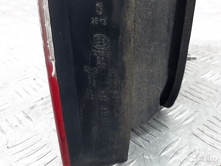 Фонарь задний левый для Volvo S40 2 31213554