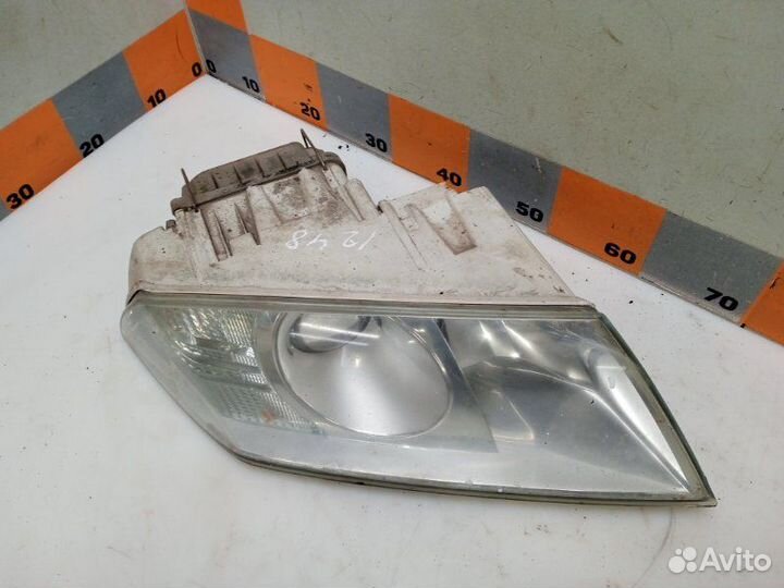 Б/У Б/У крепление сломано, до 2009 года, оригинал