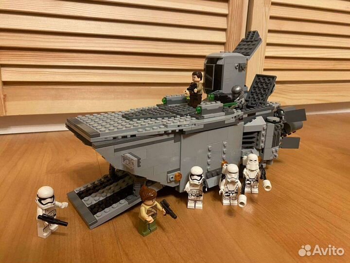 Lego Star Wars 75103 Перевозчик Первого Ордена