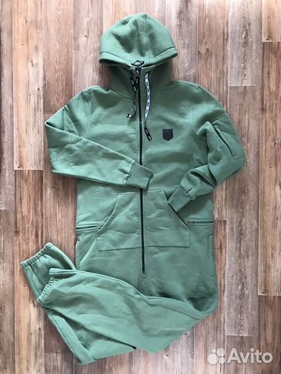 Комбинезон новый Rhinoclothes Россия муж