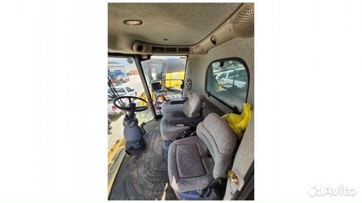 Комбайн New Holland CR, 2003