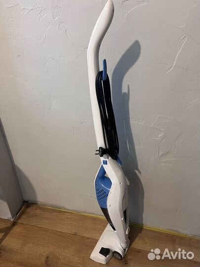 Вертикальный пылесос Kitfort KT-506