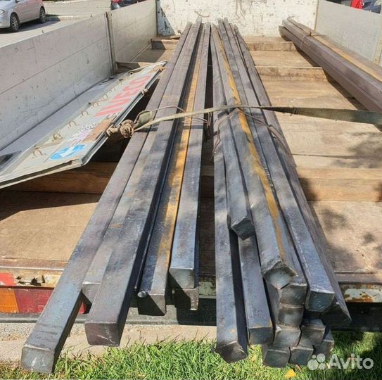 Квадрат металлический