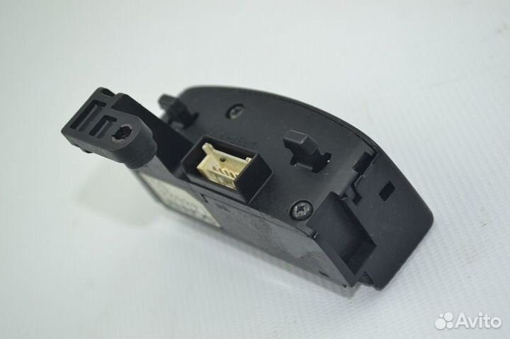 Мультикнопки на руле, нижняя scania R-Series (01.0