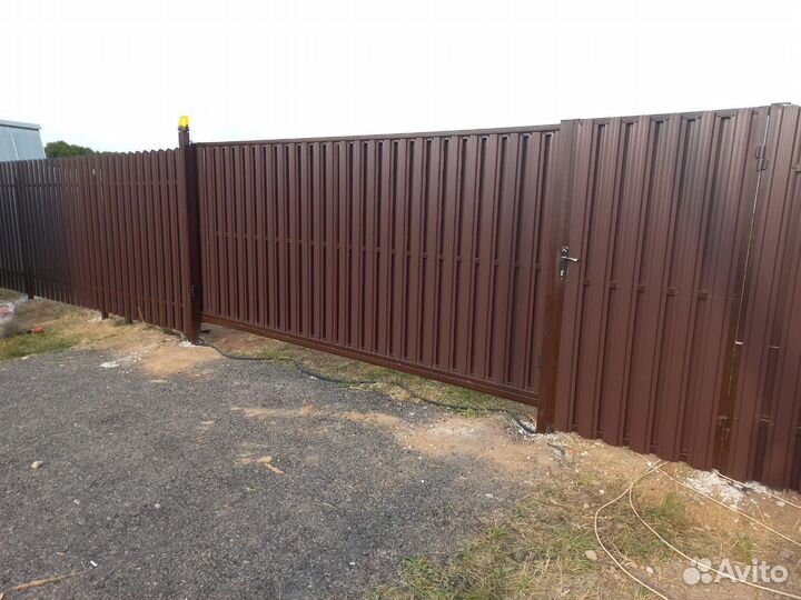 Надёжный заборы под ключ от производителя