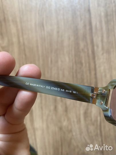 Солнечные очки gucci