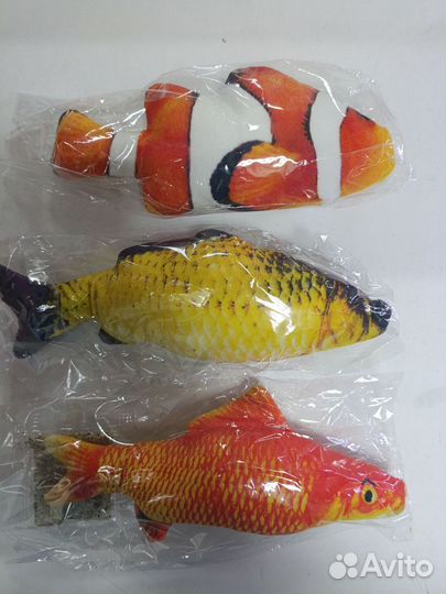 Рыбка игрушка для кошки