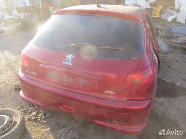 Балка задняя peugeot 206 пежо 206
