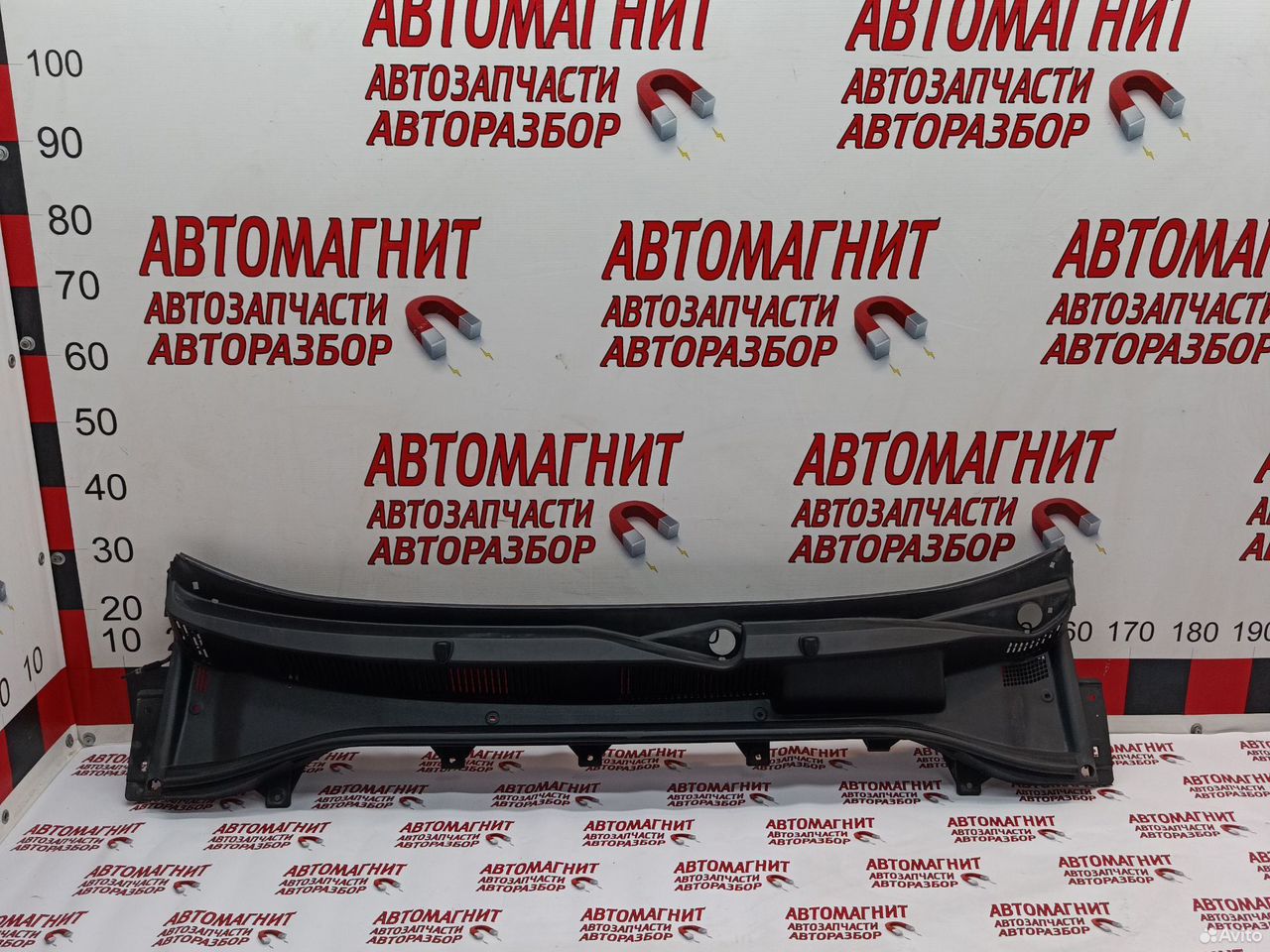 Жабо накладка дворников Geely Atlas Pro