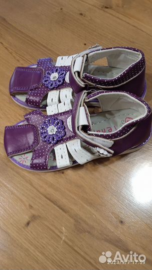 Сандалии для девочки