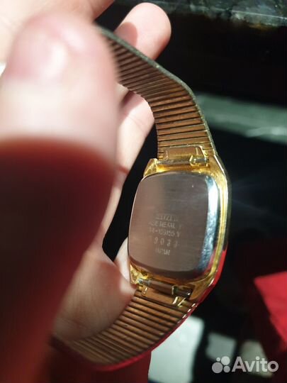 Часы citizen quartz