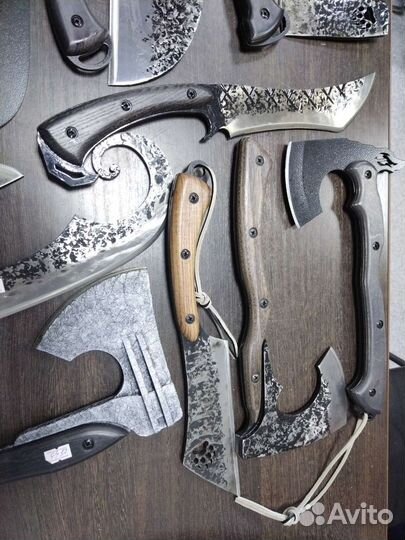 Сербский нож, кованый топор, мачета