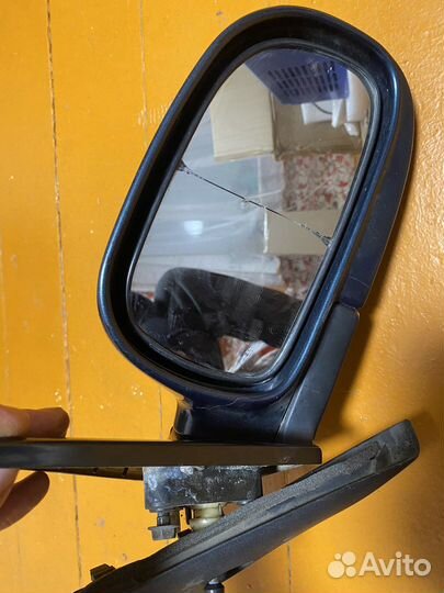 Зеркало правое toyota carina e