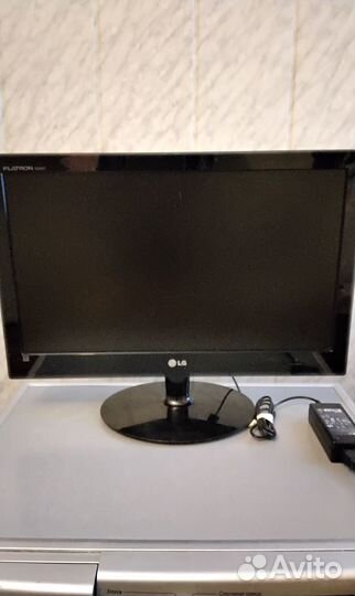 Монитор LG E2240T-PN